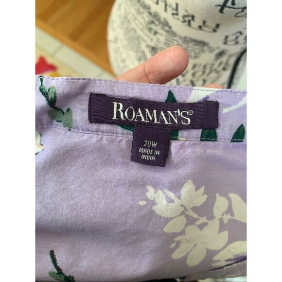 Roaman's Floral Y-Neck Pintuck Tunic - Picture 4 of 9